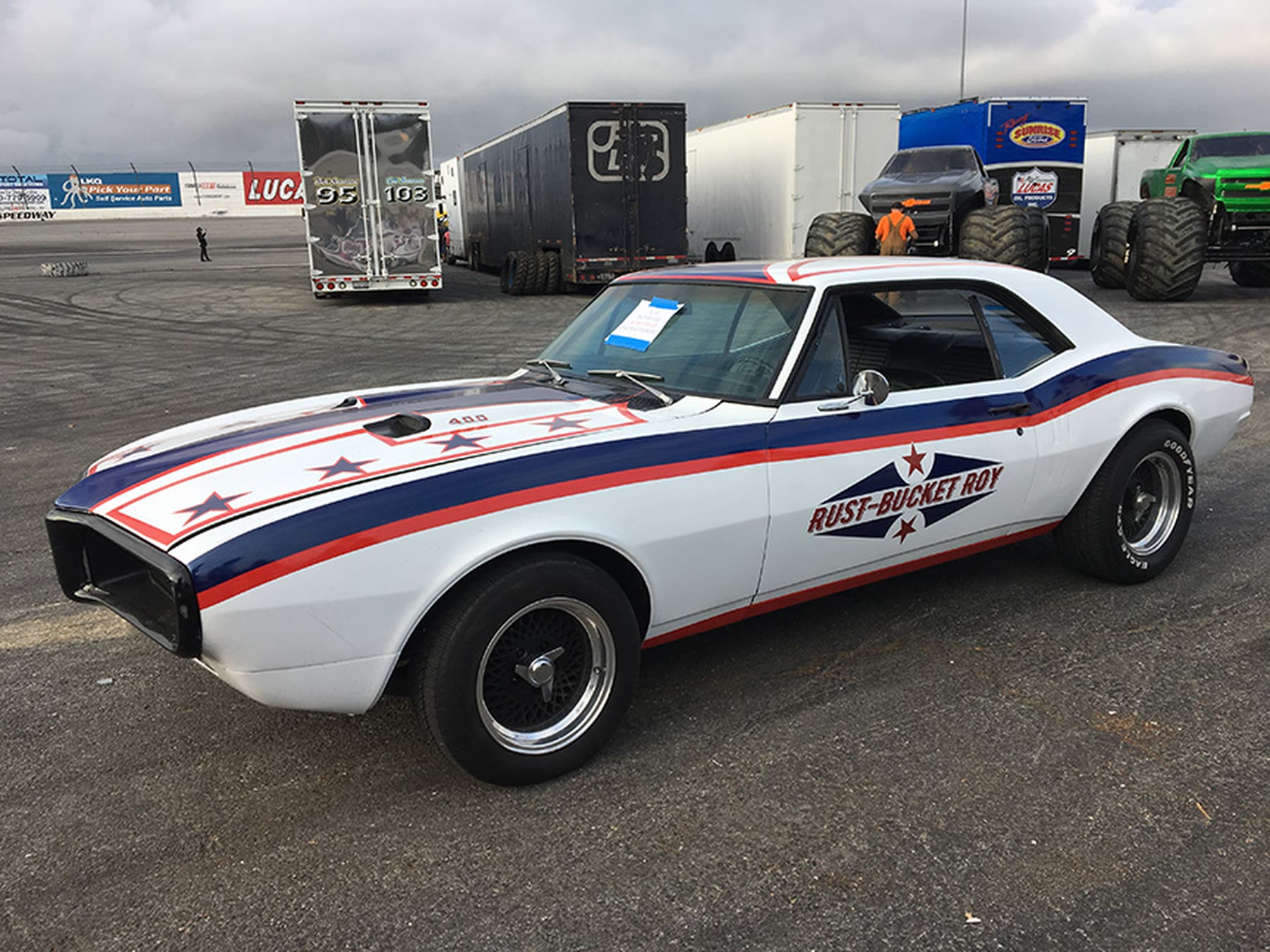 White Camaro with Rust-Bucket Roy graphics